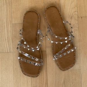 Nicole Miller studded flat sandal | size 9